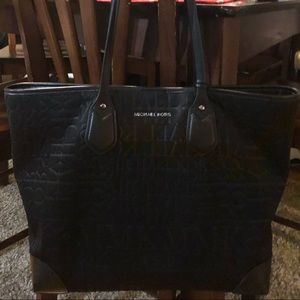 Oversized black Michael Kors shoulder bag